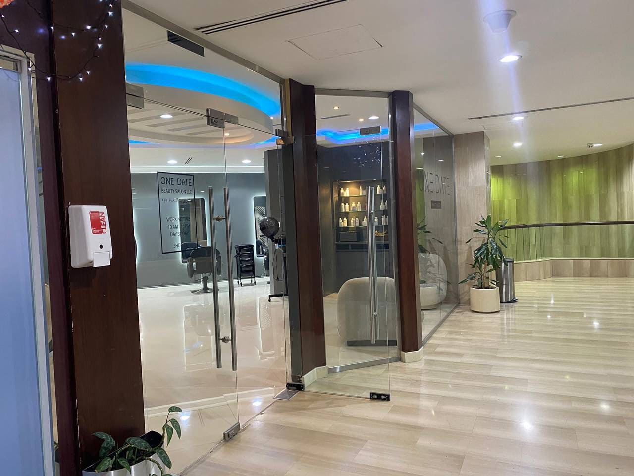 Ideal Location | Best Layout | Spacious | Vacant | Fully furnished | Barbershop for Rent